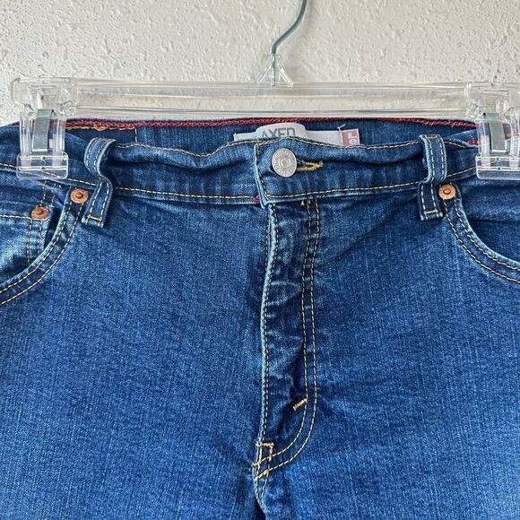 EUC Relaxed Bootcut Levi’s Women’s Jeans - Picture 4 of 7